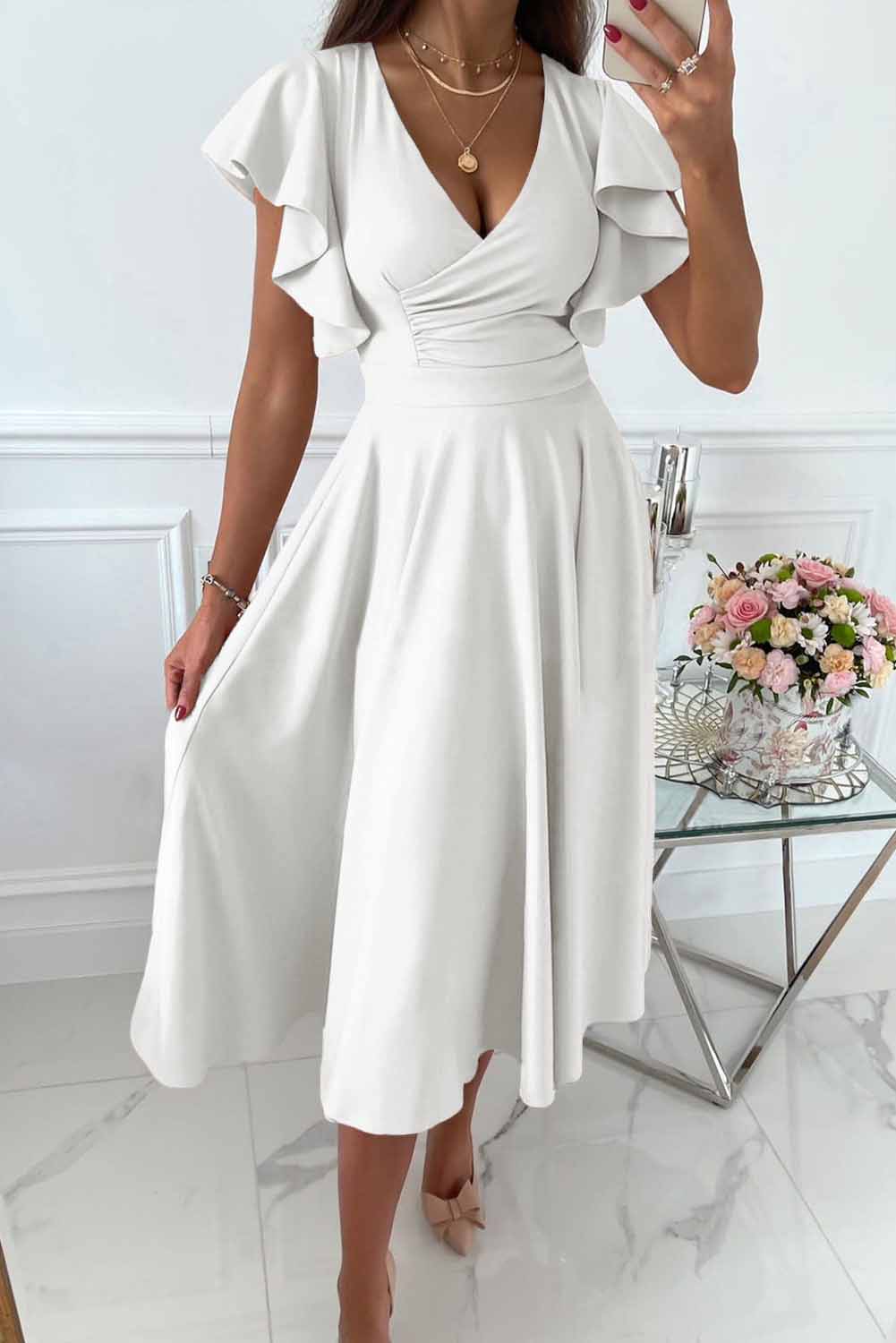 Bianca - Long dress with ruffles and V-neck