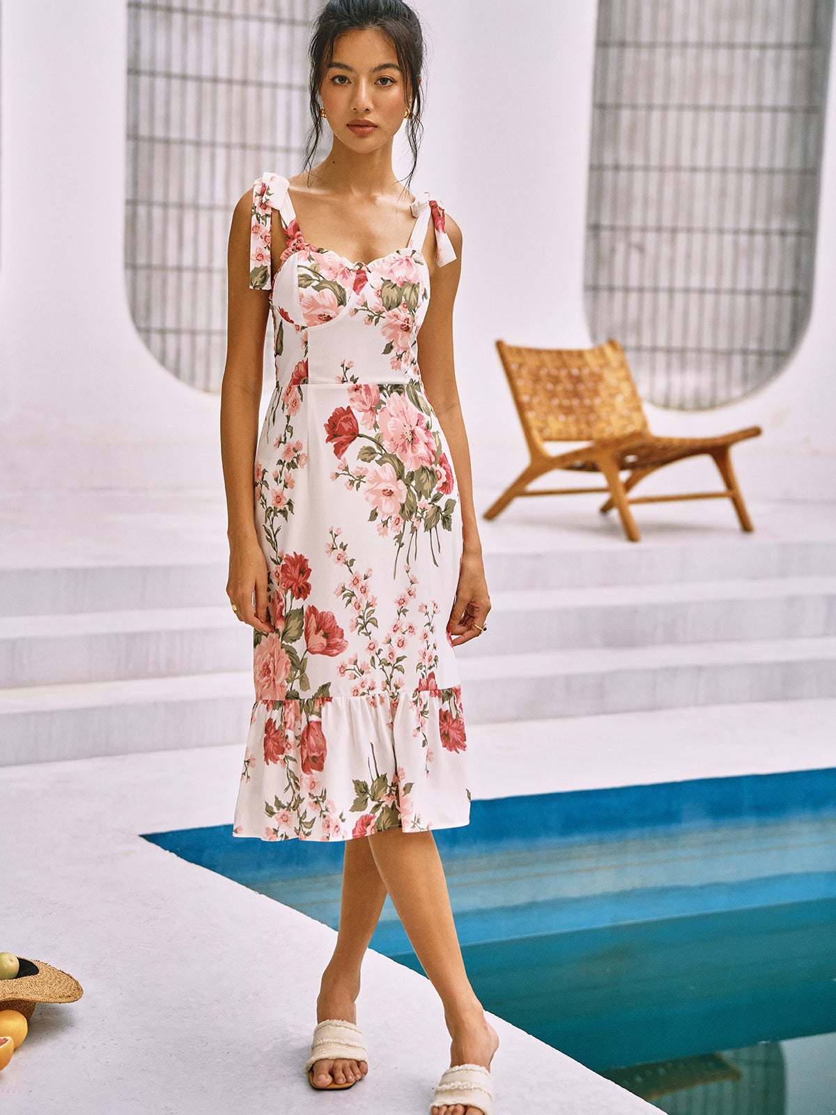 Ilyssa - Knotted cami dress with floral print