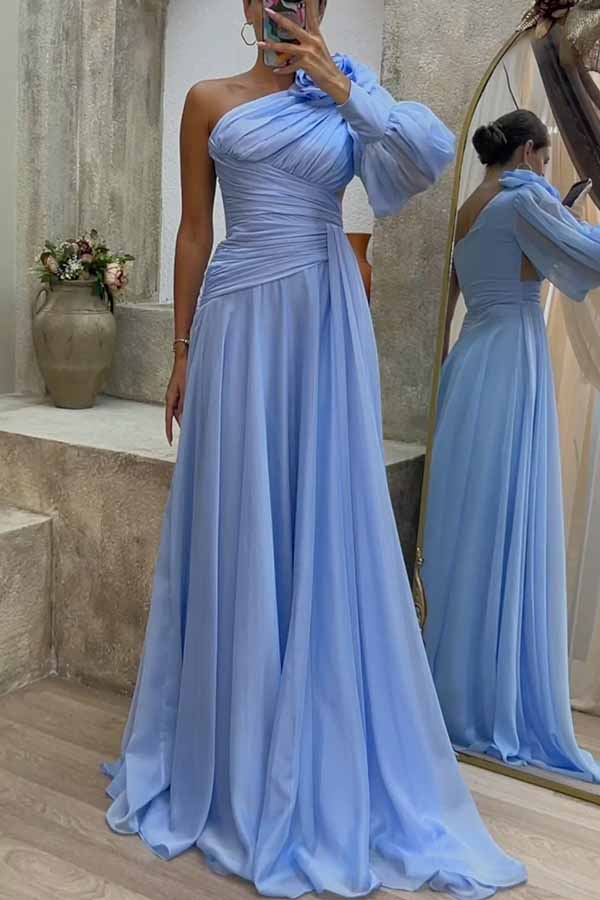 Bonnie - Pleated maxi dress with one-sided sleeves